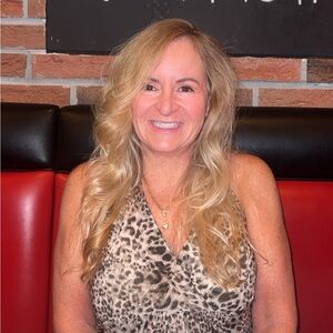 Meet your Posher, Mj